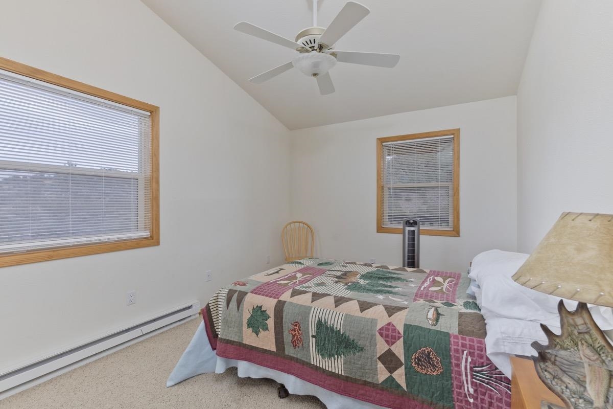 4bd09fcc8215f33ab2804804638e966f